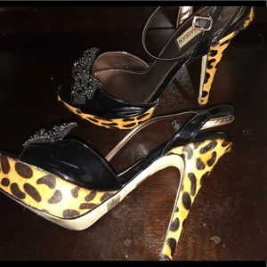 Steve Madden platform heel